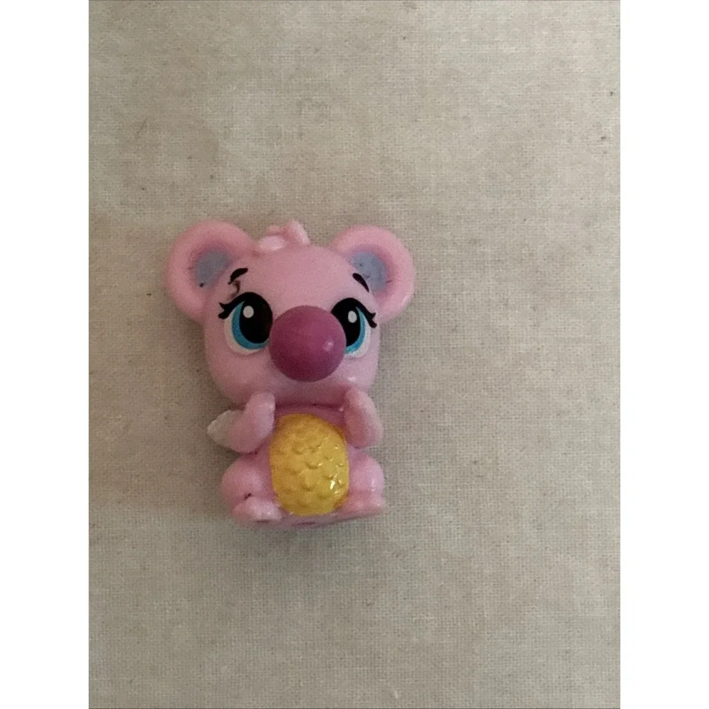Hatchimals CollEGGtibles Lot of 3 Mini Action Figures Yellow Pink Multi